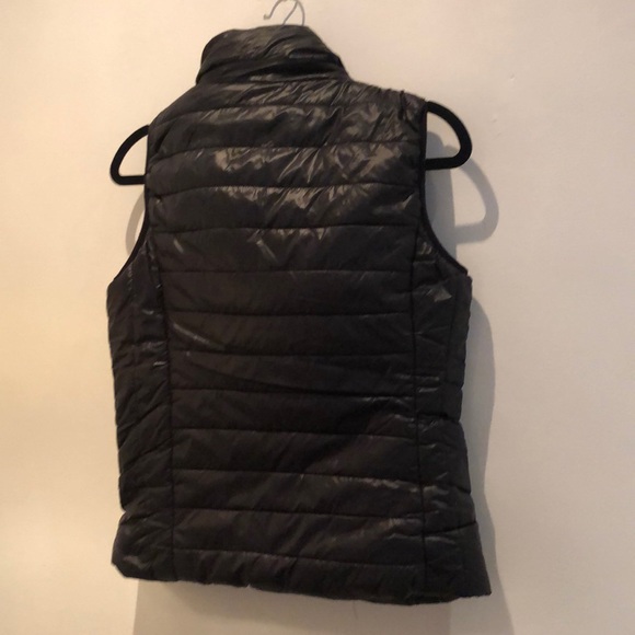 Puffer vest - Picture 3 of 6